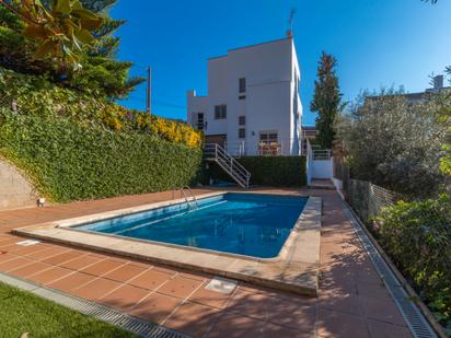 Swimming pool of House or chalet for sale in Sant Cebrià de Vallalta  with Heating, Private garden and Parquet flooring