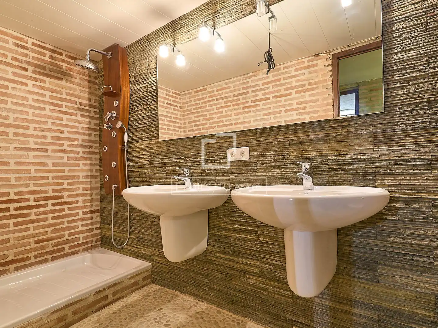 Baño de Casa o chalet en venta en Cullera con Aire acondicionado, Calefacción y Jardín privado