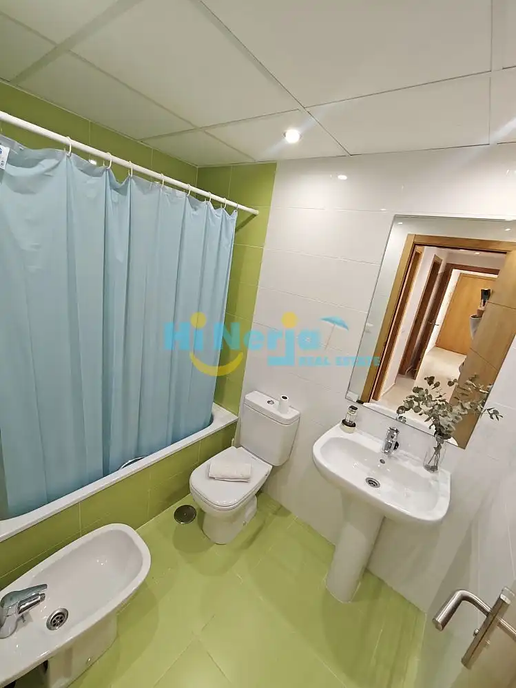 Apartamento con piscina en venta en Caleta de Vélez, imagen 12