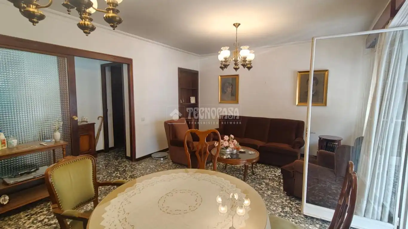 Living room of Flat for sale in Sevilla