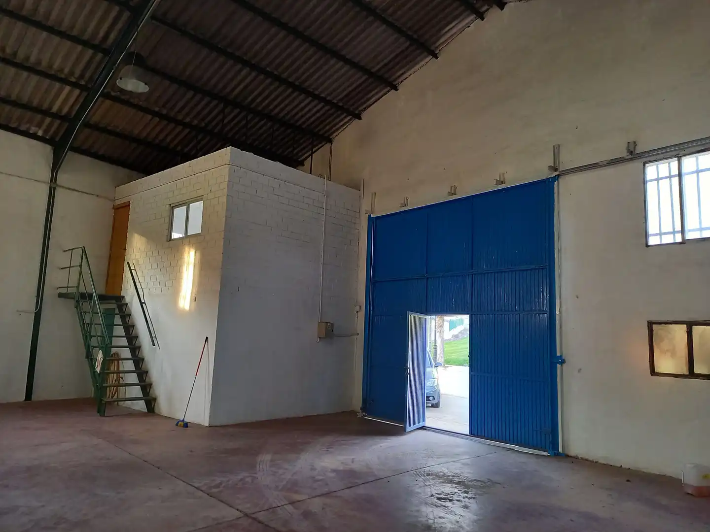 Nau industrial de lloguer en Ajalvir