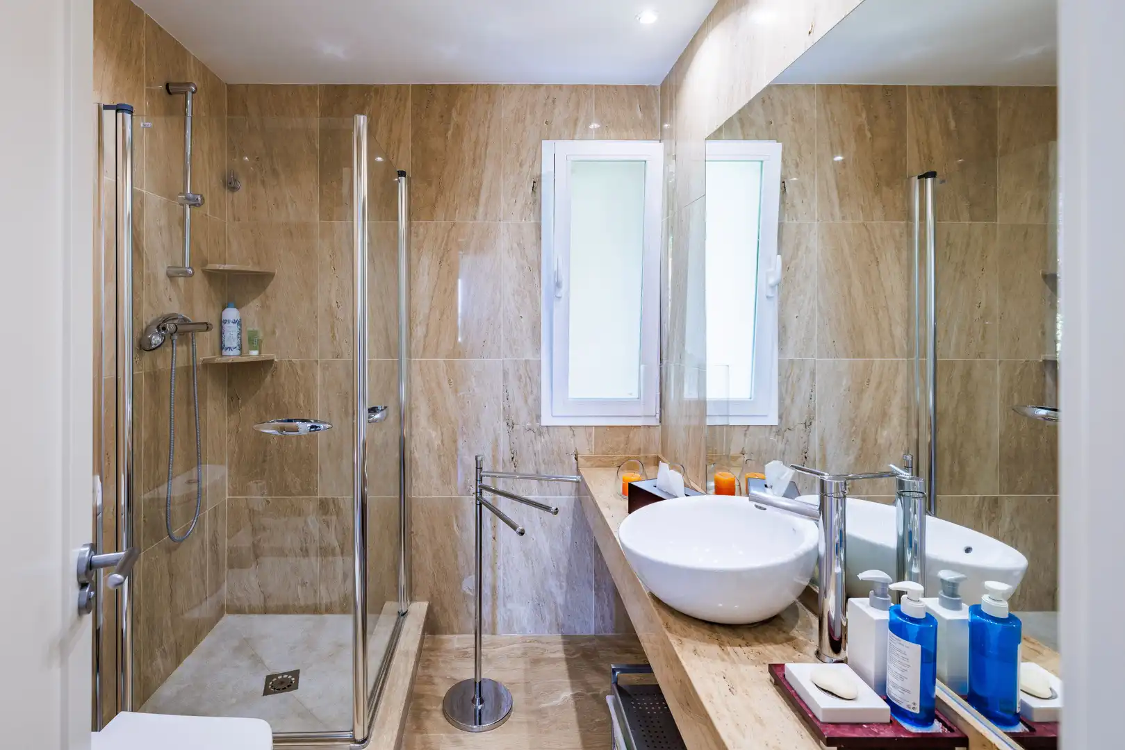 Baño de Casa o chalet en venta en Benalmádena con Aire acondicionado, Calefacción y Jardín privado