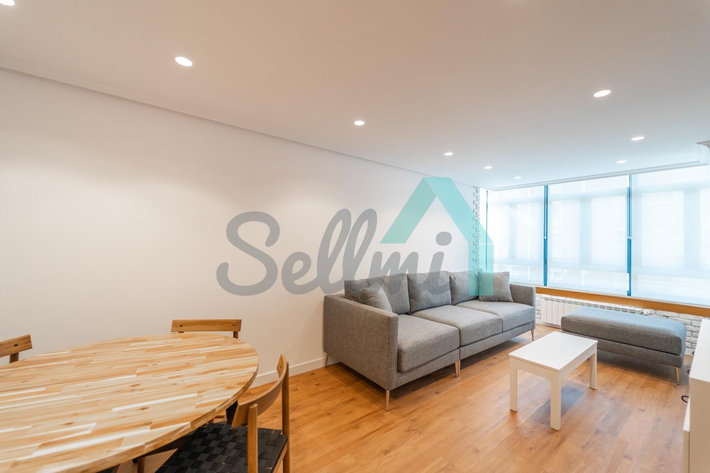 Sala de estar de Piso para compartir en Oviedo  con Calefacción, Terraza y Amueblado