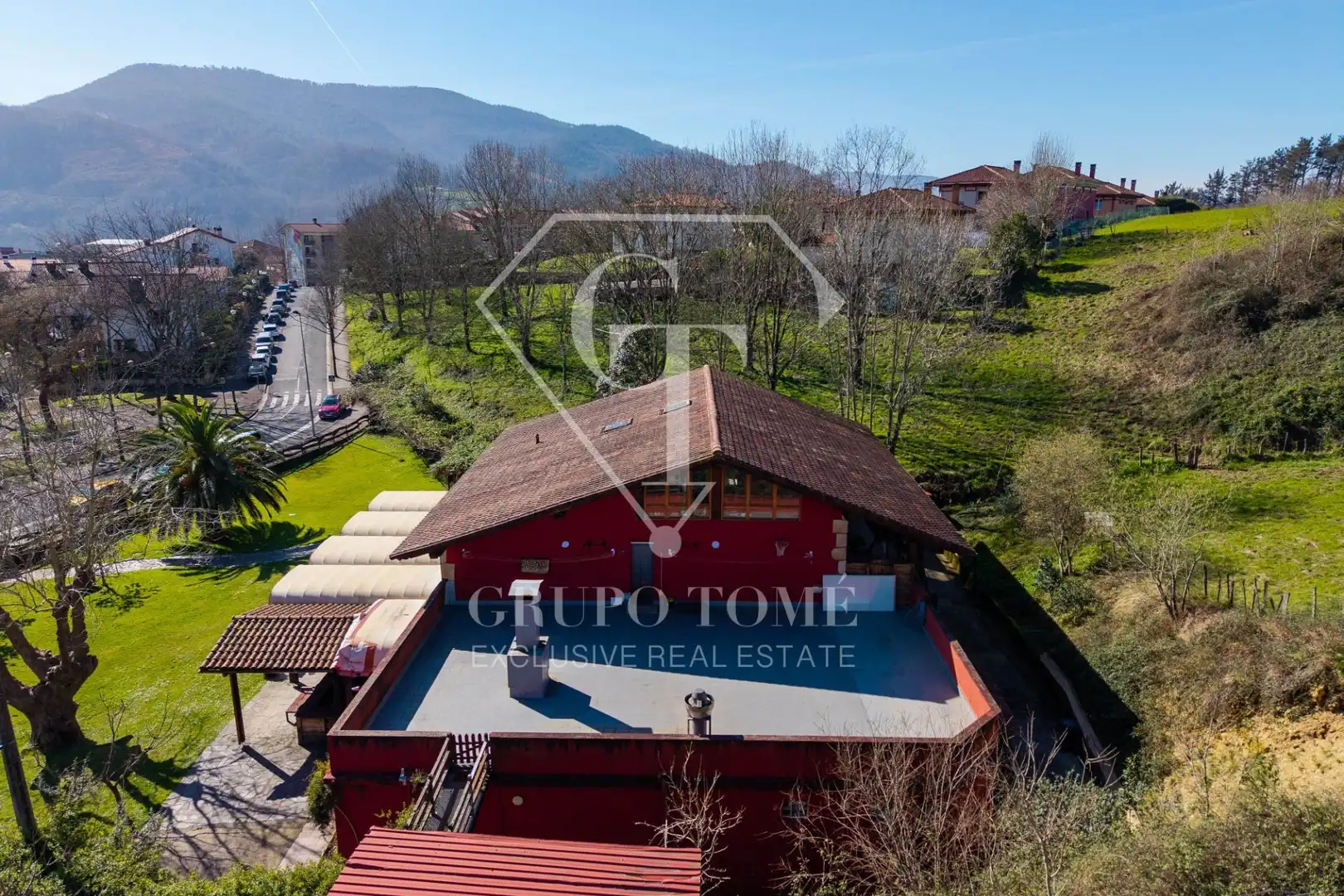 Vista exterior de Casa o chalet en venta en Usurbil con Calefacción, Jardín privado y Terraza
