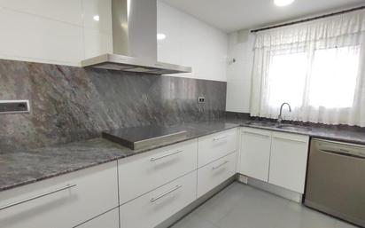 Kitchen of House or chalet for sale in Manresa  with Heating, Private garden and Storage room