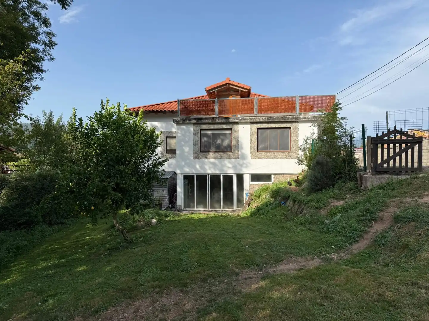 Detached house with garden for sale in Santa María de Cayón, imagen 4
