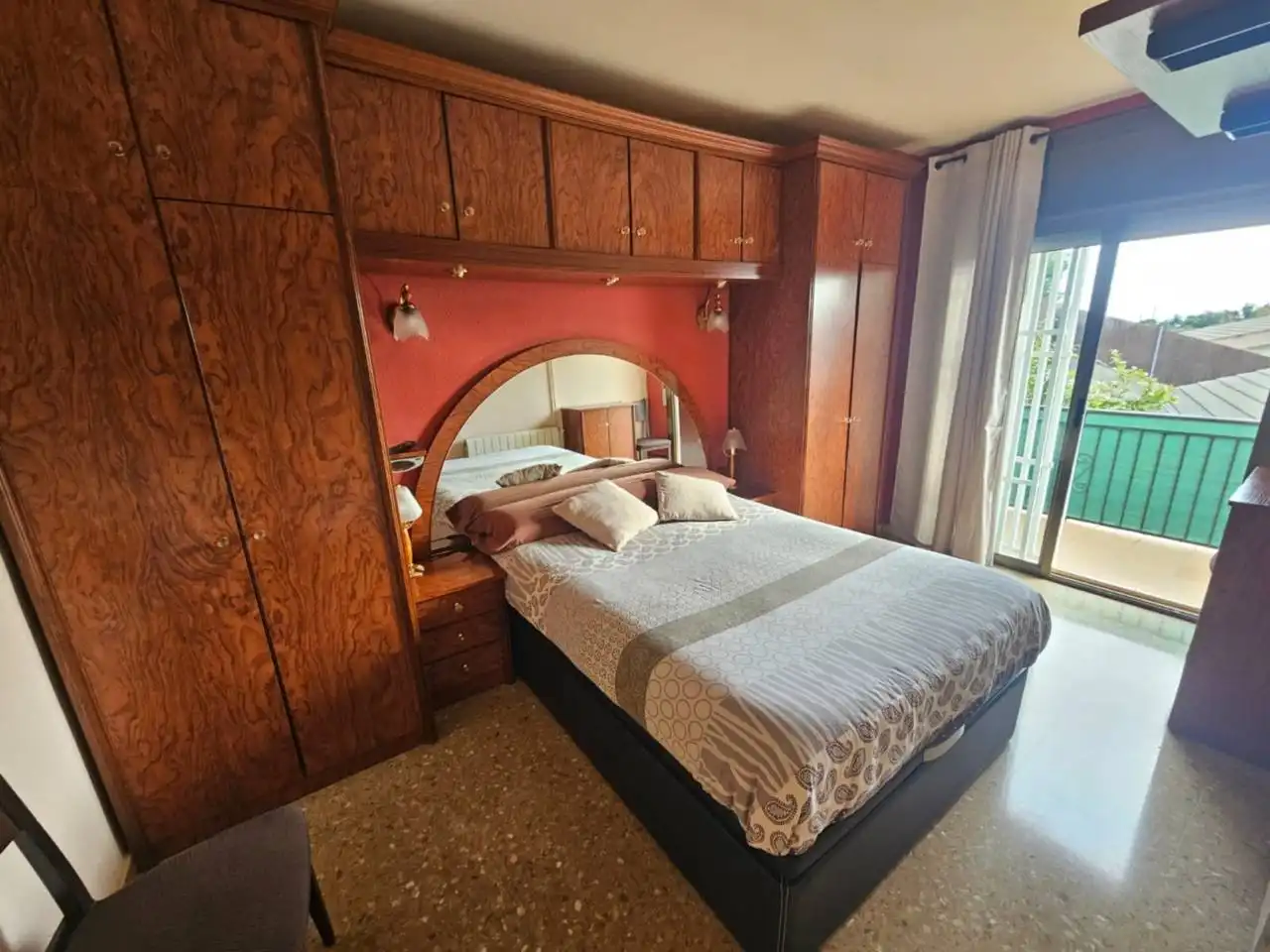 Dormitori de Casa o xalet en venda en Rubí amb Aire condicionat, Calefacció i Jardí privat