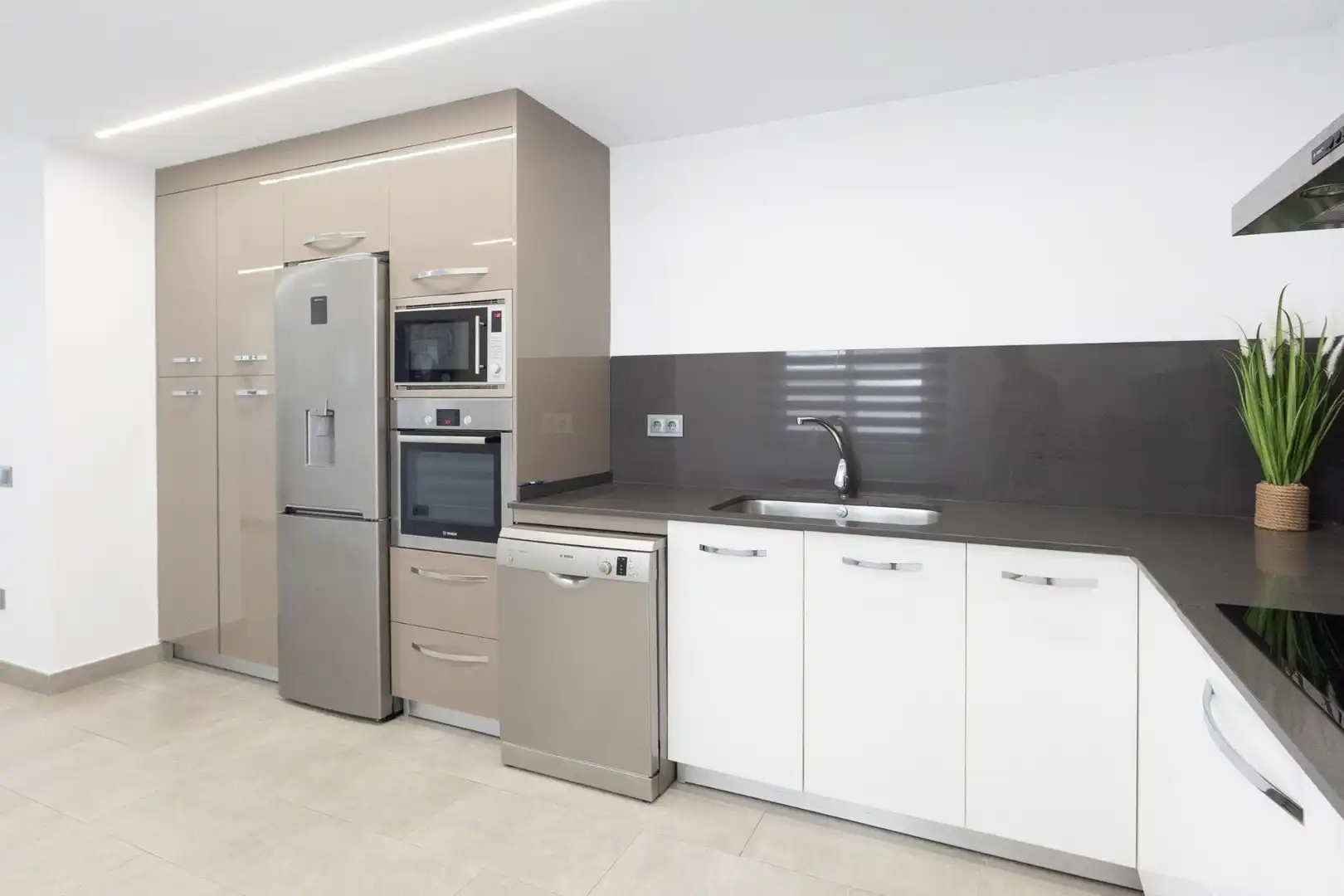 Casa amb jardí en venda a Sant Jaume d'Enveja, imagen 10