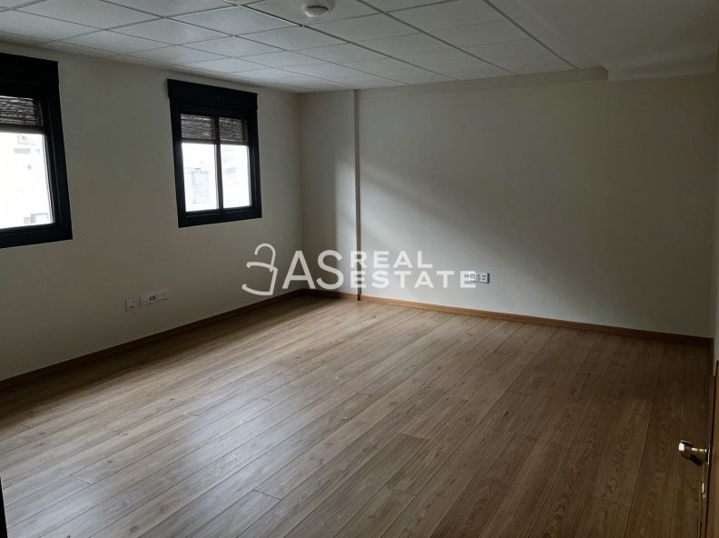 Office for sale in Calle Desierto de Tabernas, Arco Norte - Avda. España