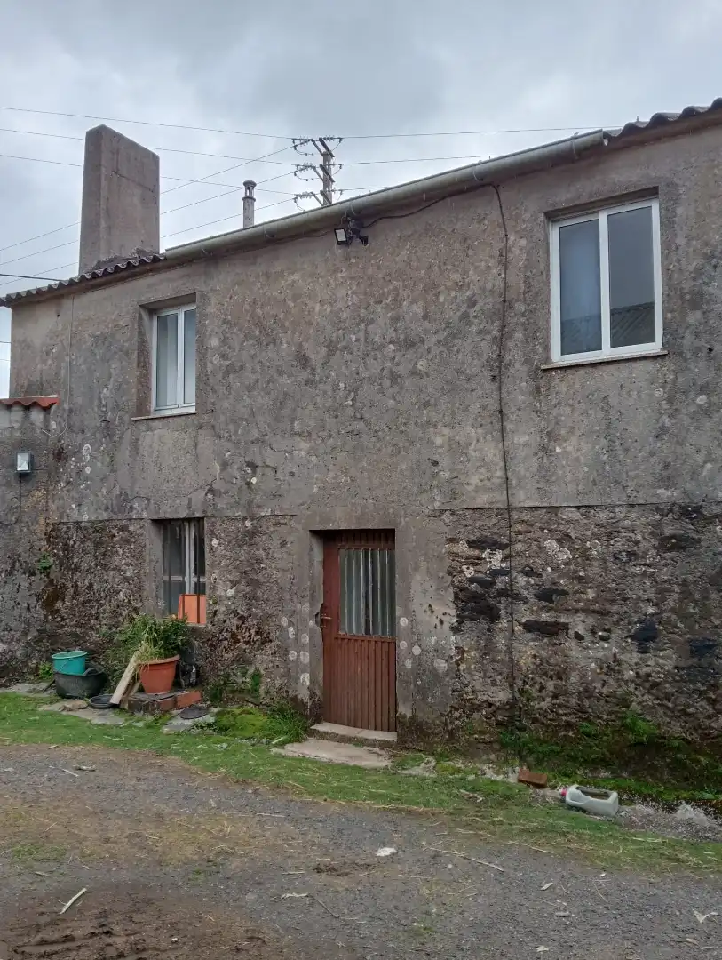 Vista exterior de Casa o xalet en venda en Carballo