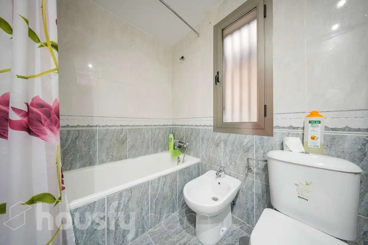 Flat for sale in Cine, Campamento