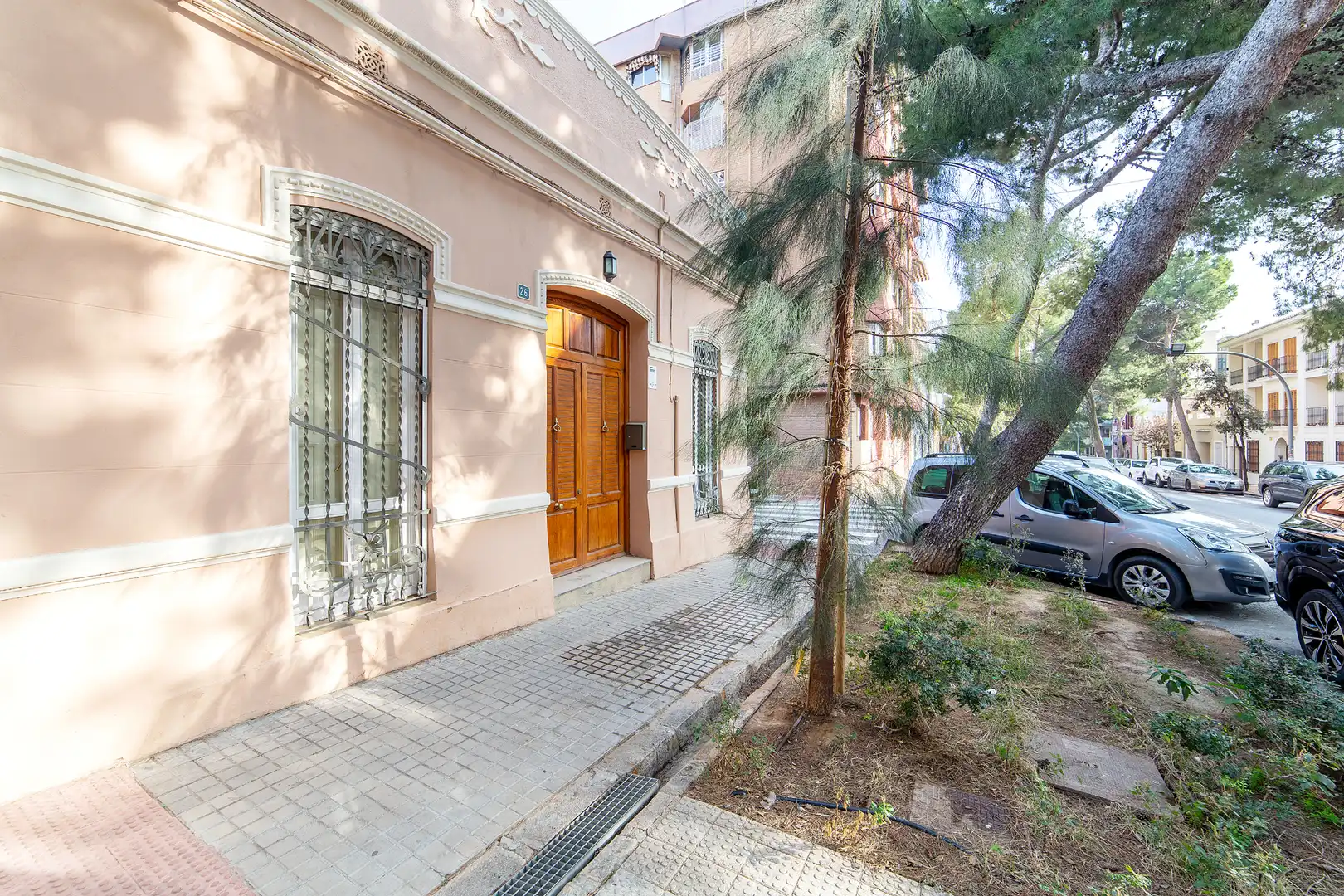 Vista exterior de Casa adosada en venda en Godella amb Aire condicionat, Calefacció i Jardí privat