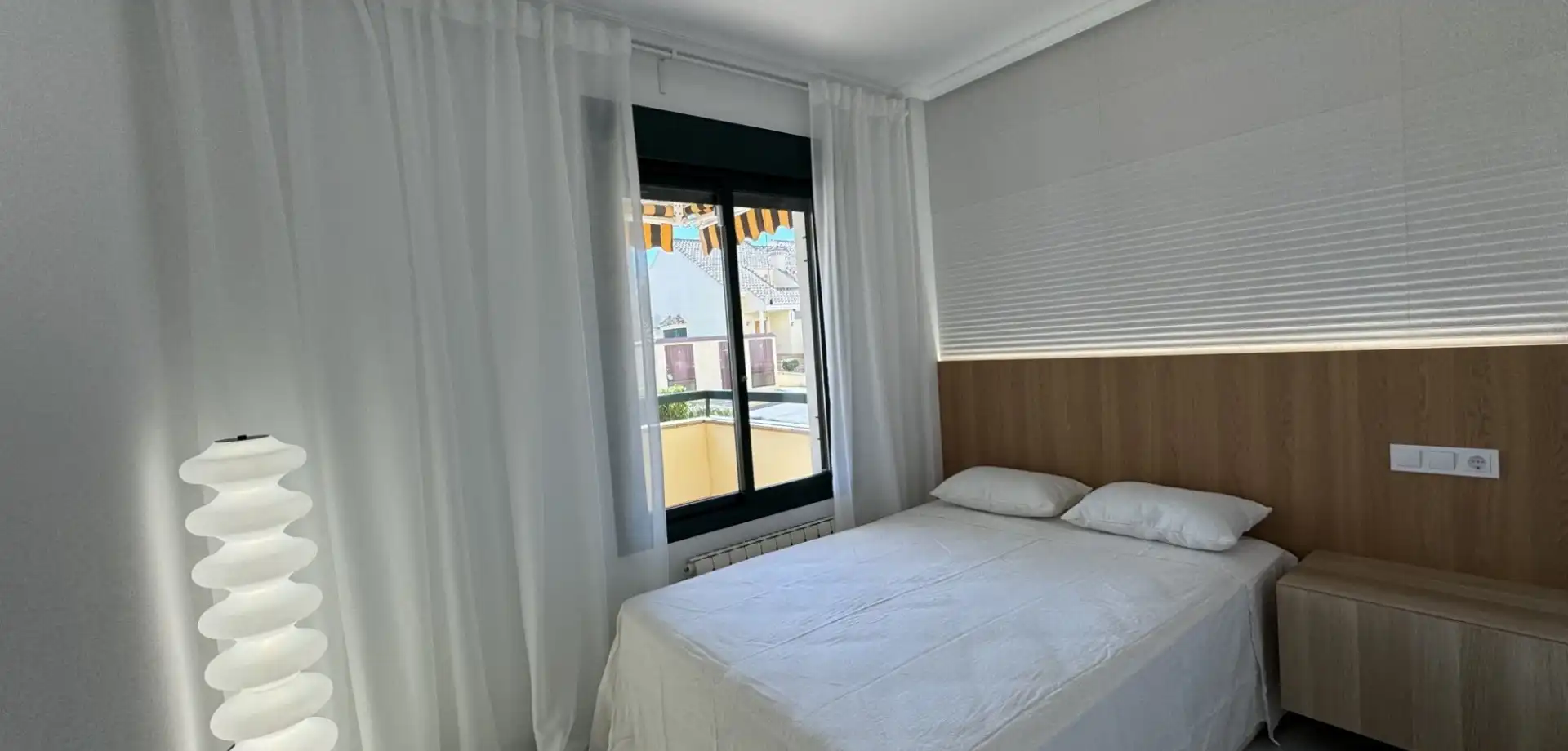 Dormitori de Planta baixa en venda en Orihuela amb Aire condicionat, Terrassa i Piscina