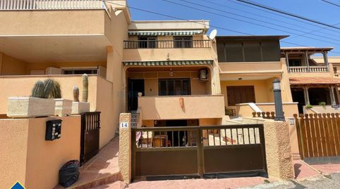 Chalet con terraza en la provincia de Alicante, en la localidad de Torrevieja, en la pedanía de La Mata. 3 habitaciones | 106 m² |