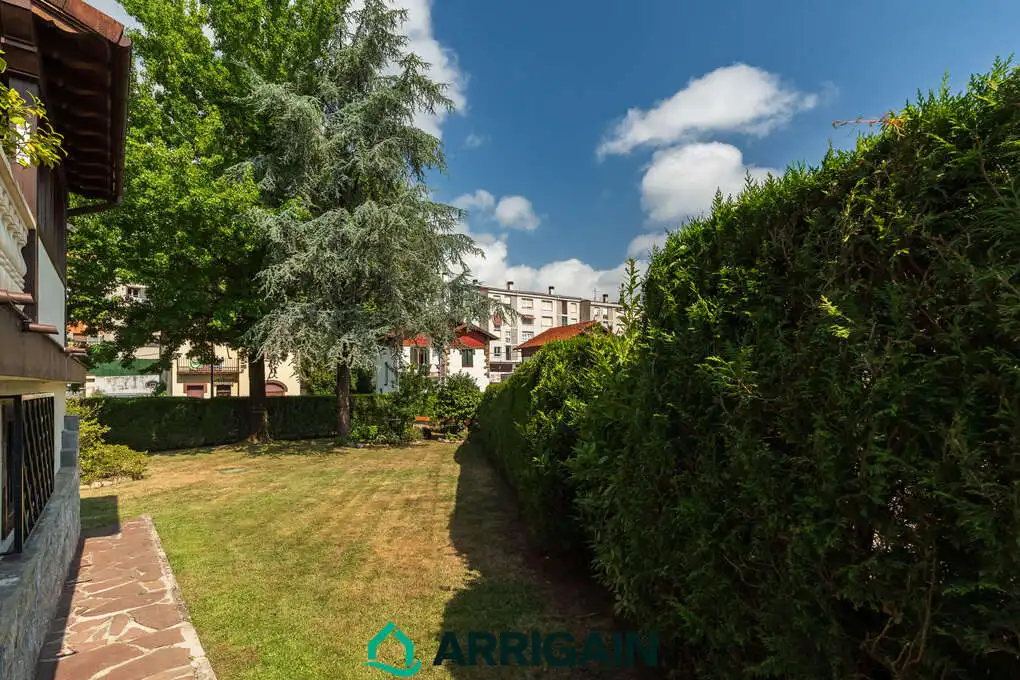 Jardín de Casa o chalet en venta en Irun  con Calefacción, Jardín privado y Terraza
