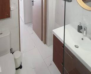 Bathroom of Flat to rent in Molina de Segura  with Air Conditioner, Furnished and Pets allowed