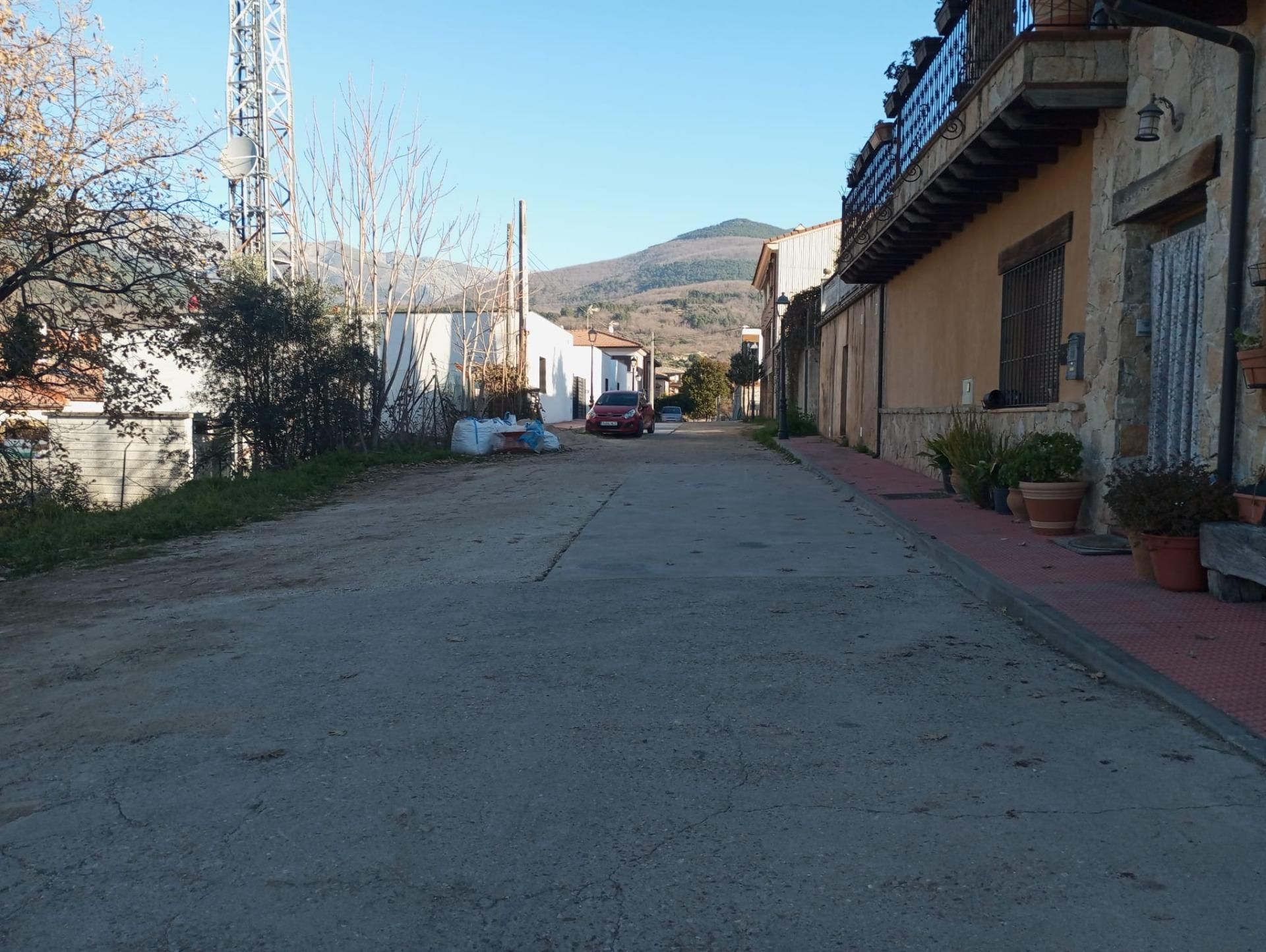 Vista exterior de Residencial en venda en Candeleda