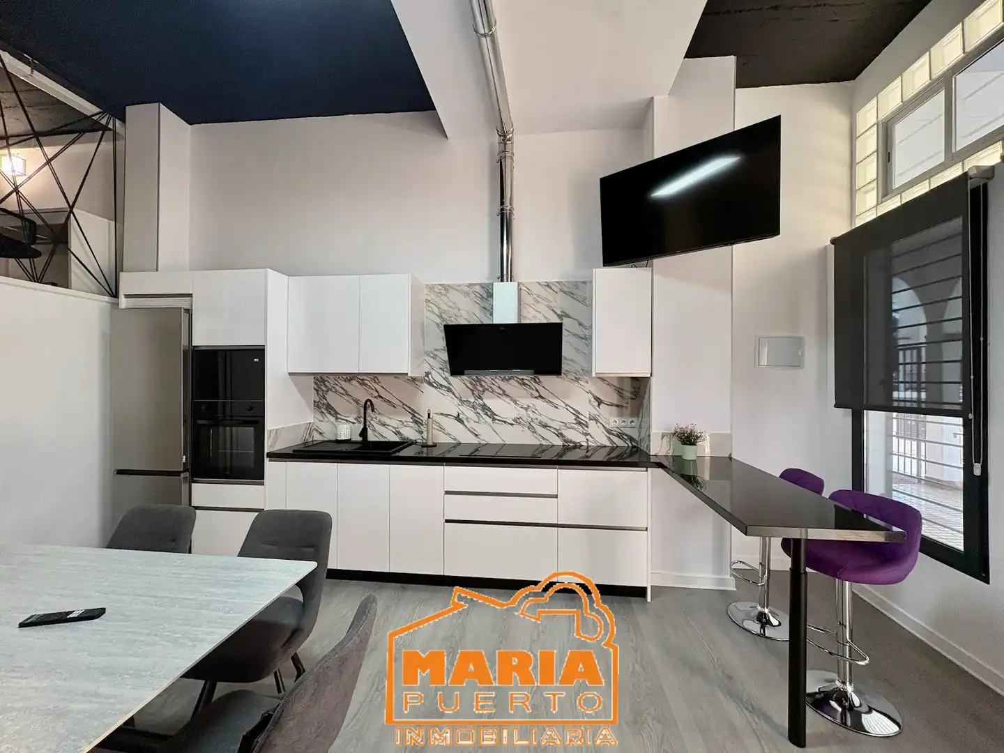 Cocina de Apartamento para compartir en Málaga con Aire acondicionado, Amueblado y Lavadora