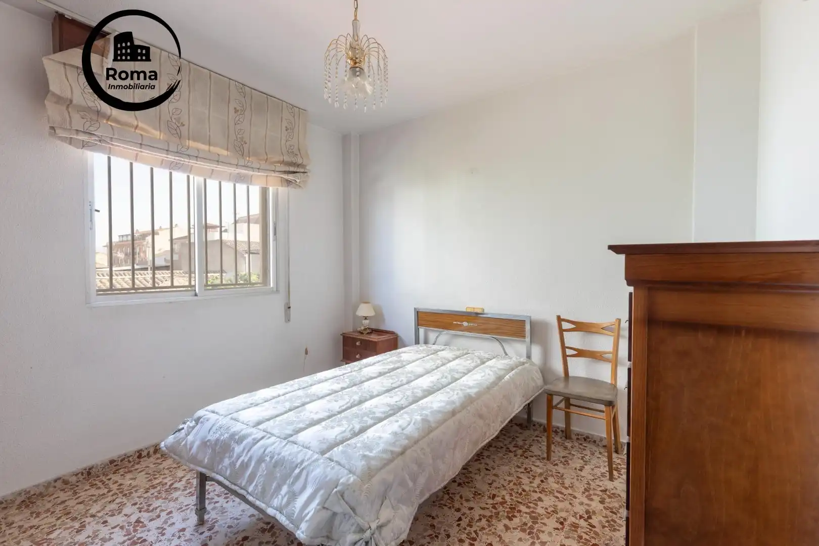 Habitación de Casa adosada en venta en Maracena con Aire acondicionado, Calefacción y Terraza