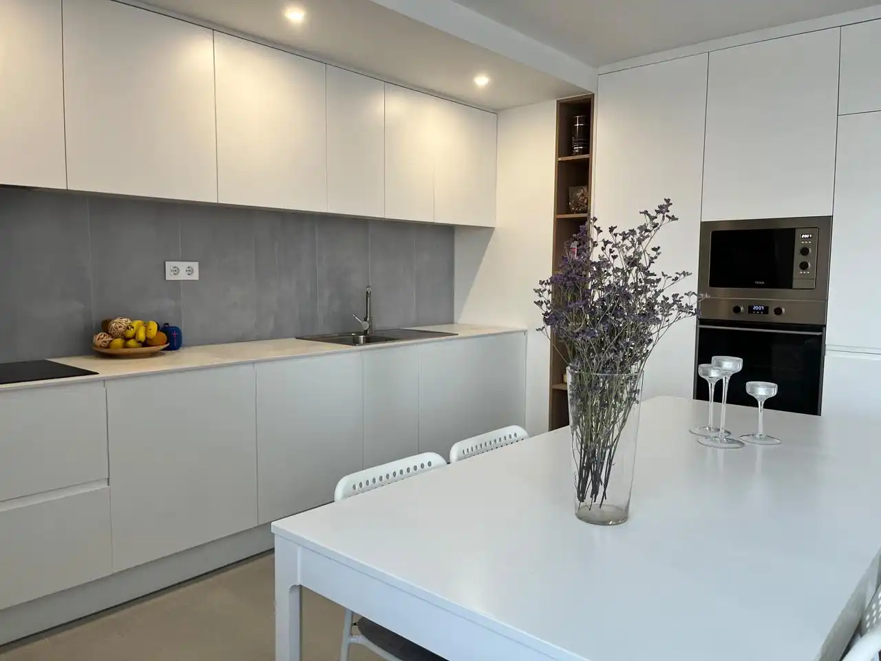 Wohnung zur Miete in Chil, 220, Ciudad Jardín
