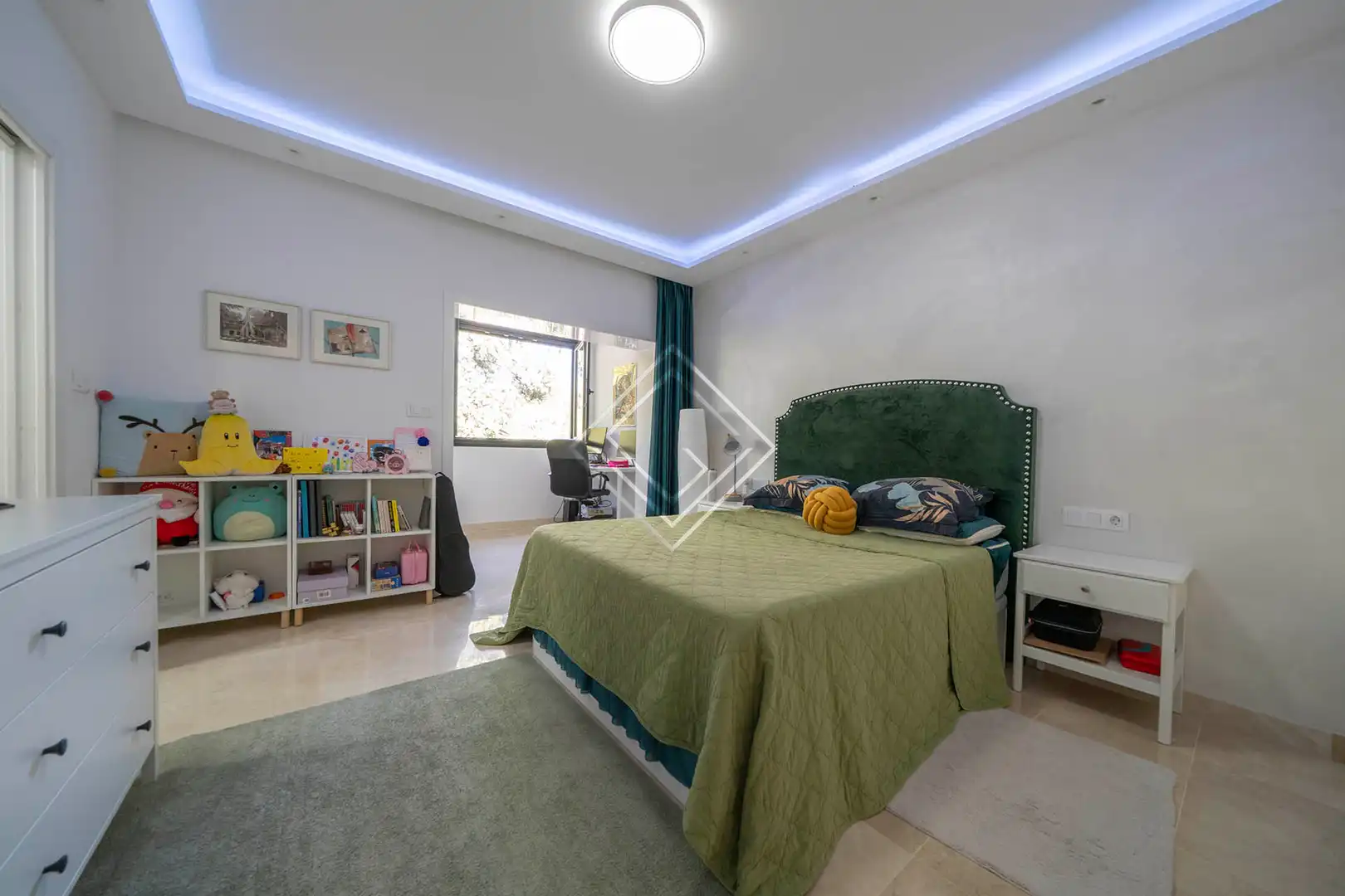 Detached house with pool for sale in Urbanización Este - Montepríncipe, imagen 33