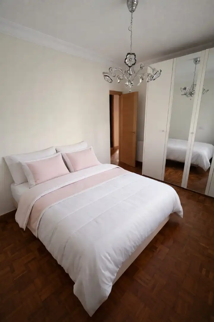 Bedroom of Flat for sale in Donostia - San Sebastián   with Furnished and Balcony
