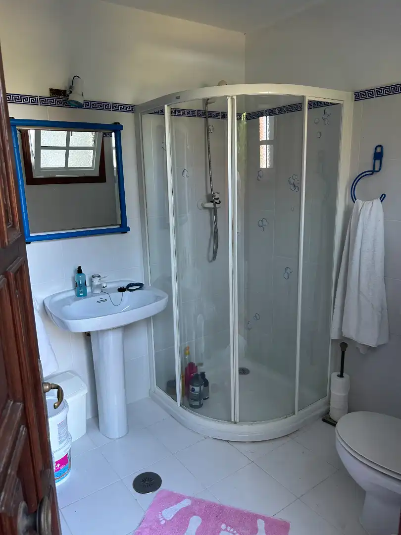 Baño de Casa o chalet en venta en Vigo  con Calefacción, Jardín privado y Parquet