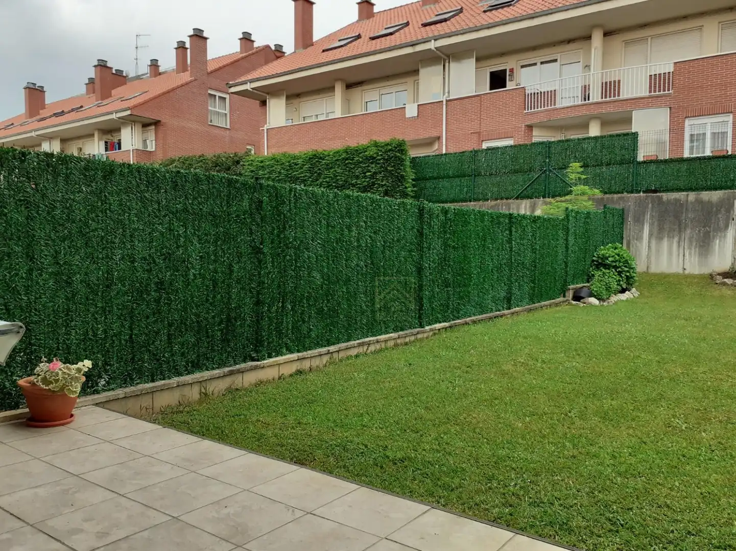 Jardí de Casa adosada de lloguer en Reocín amb Calefacció