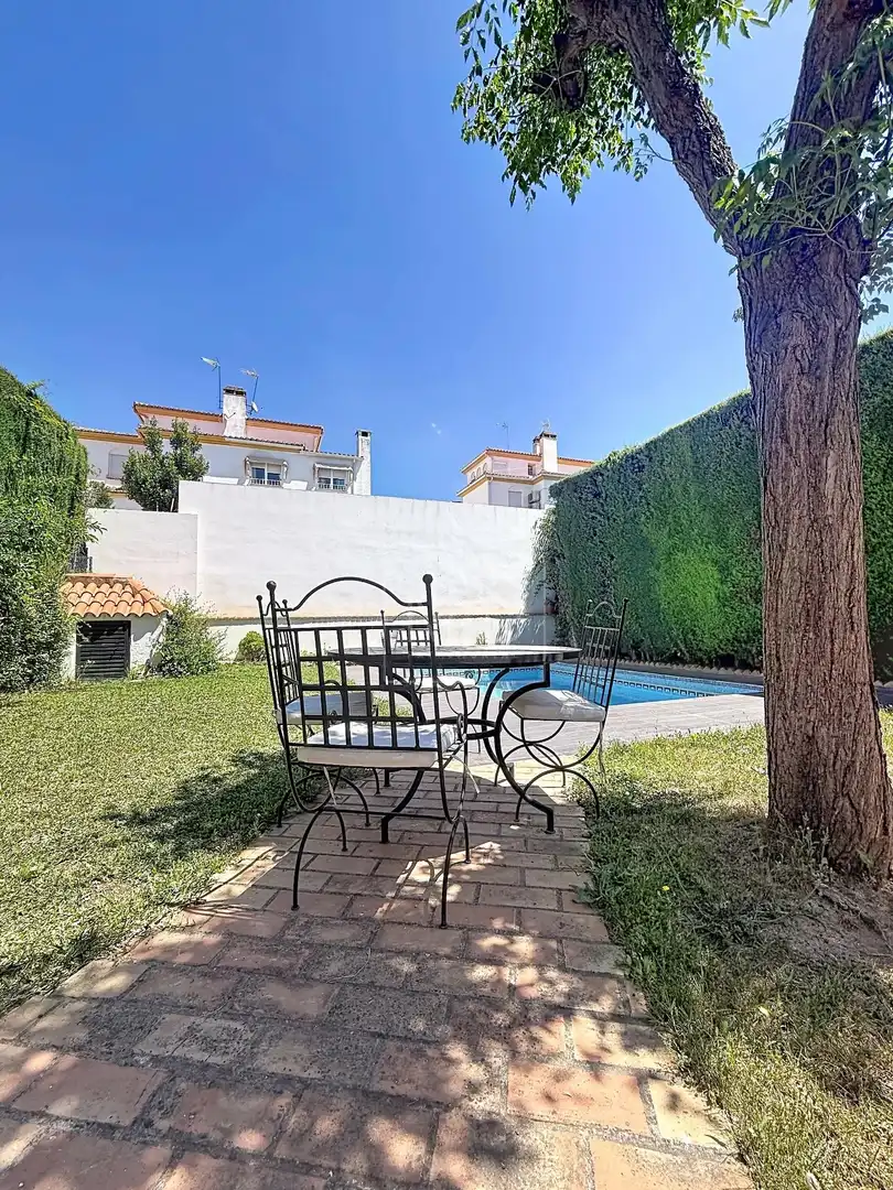 Terraza de Casa adosada en venta en Peligros con Aire acondicionado, Calefacción y Jardín privado