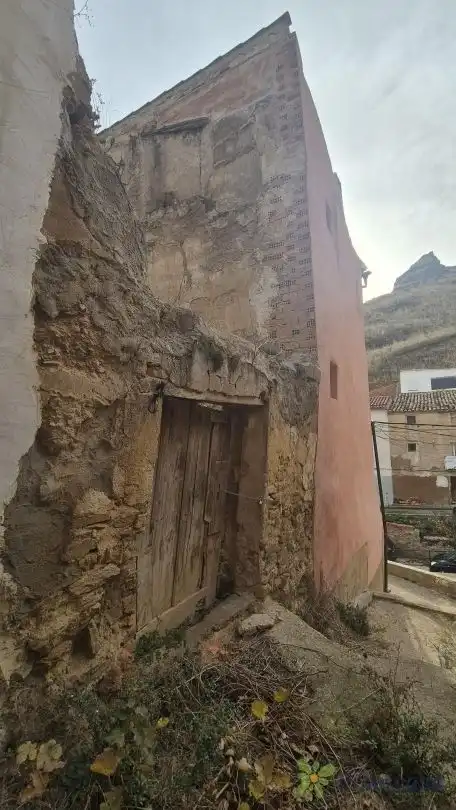 Vista exterior de Casa o chalet en venta en Cervera del Río Alhama con Amueblado y Balcón