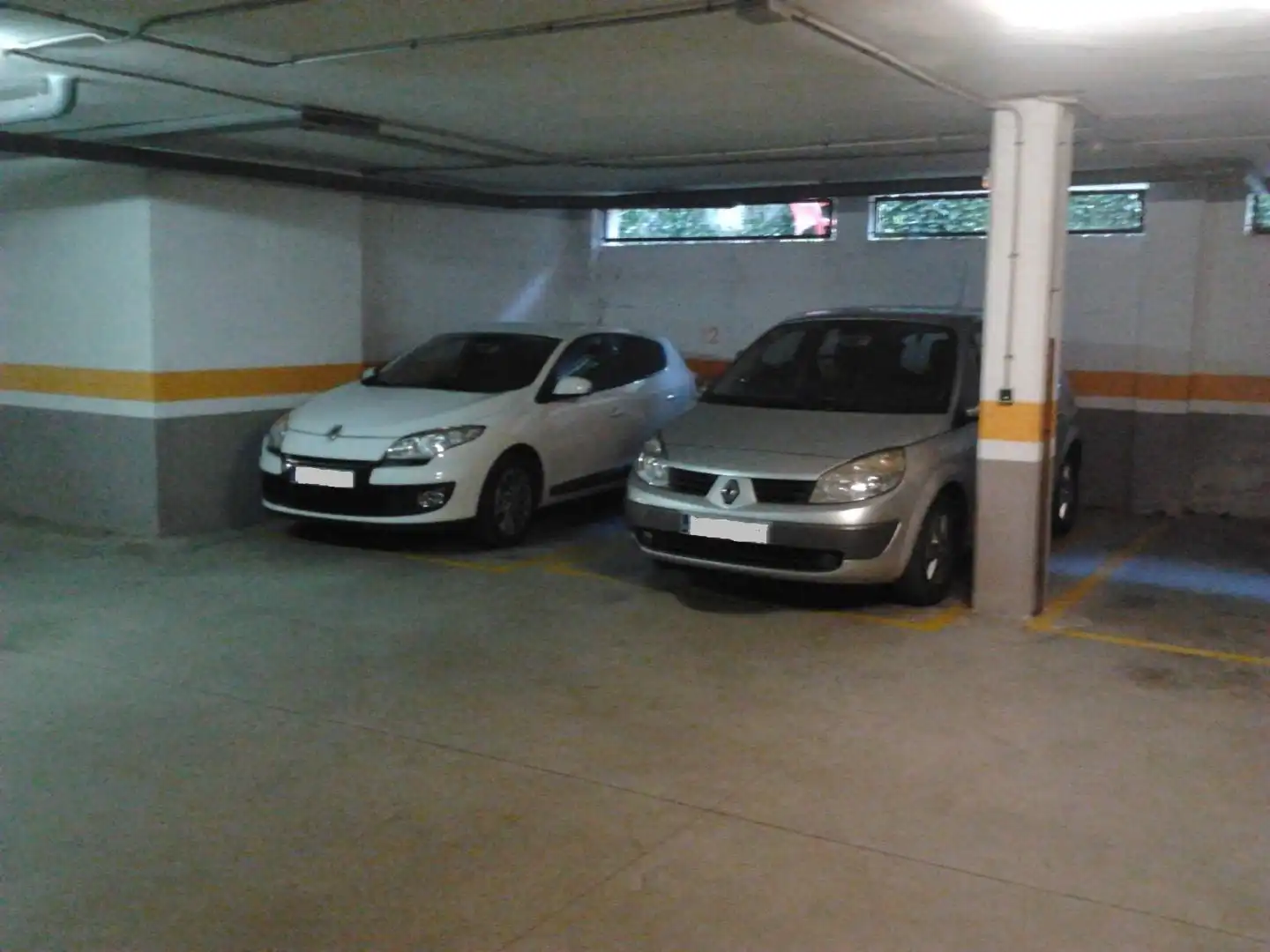 Individual to rent in Av Piera 69