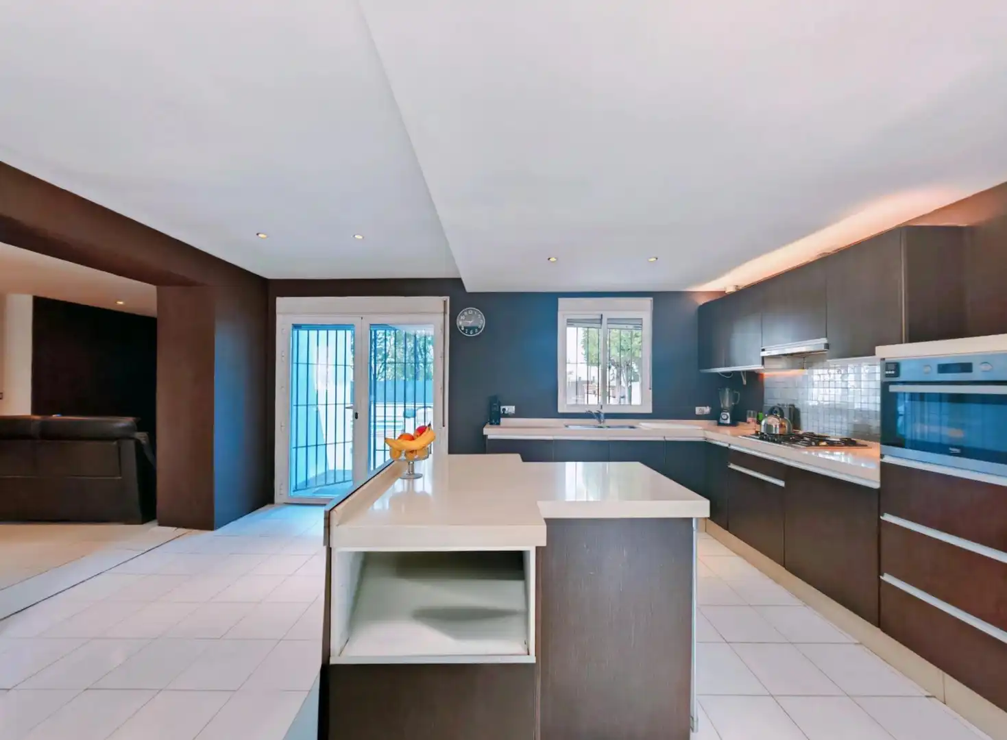 Kitchen of Houses for sale in Chiclana de la Frontera  with Air Conditioner, Swimming Pool and Furnished