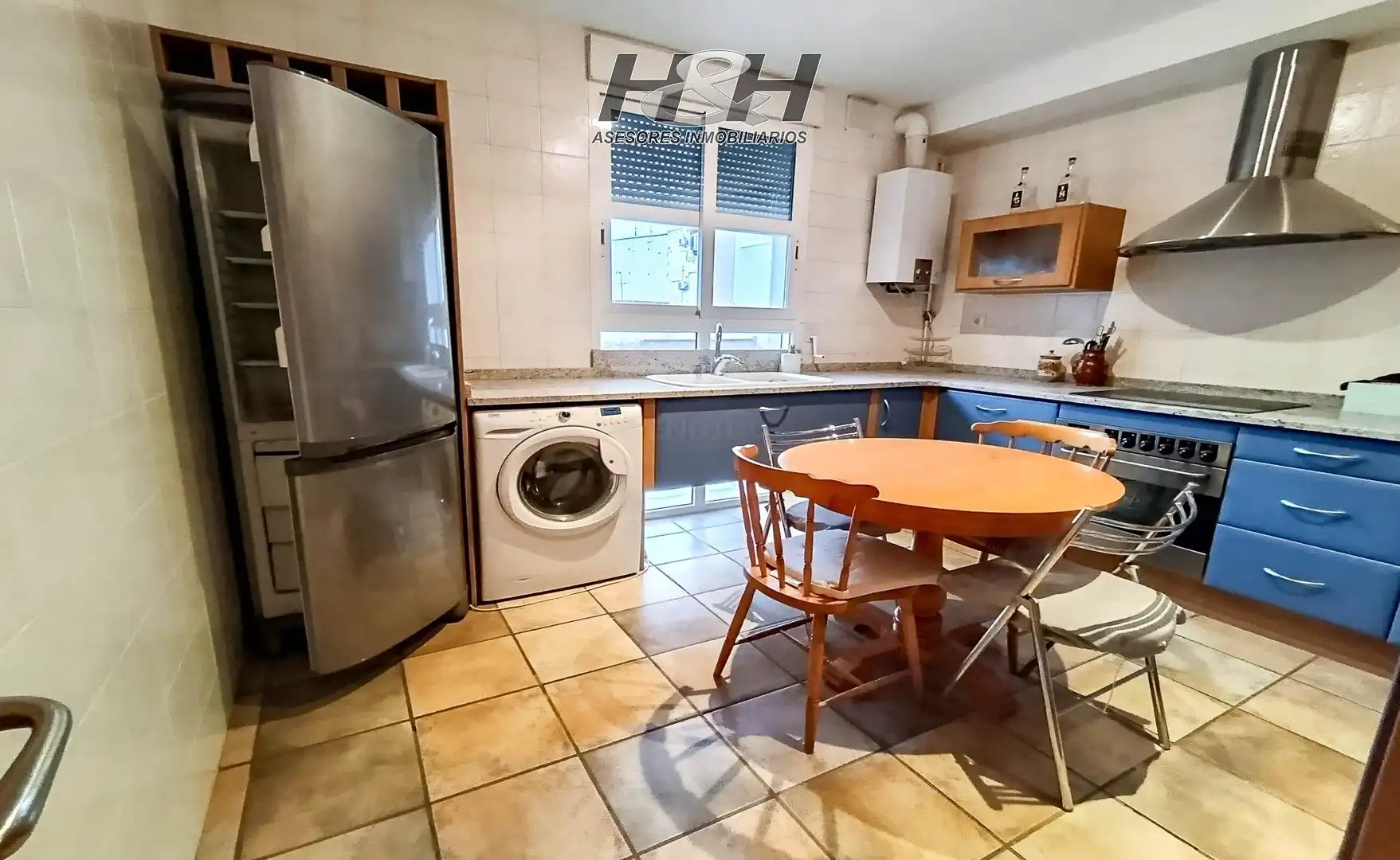 Cocina de Casa o chalet en venta en Burjassot con Aire acondicionado, Calefacción y Trastero