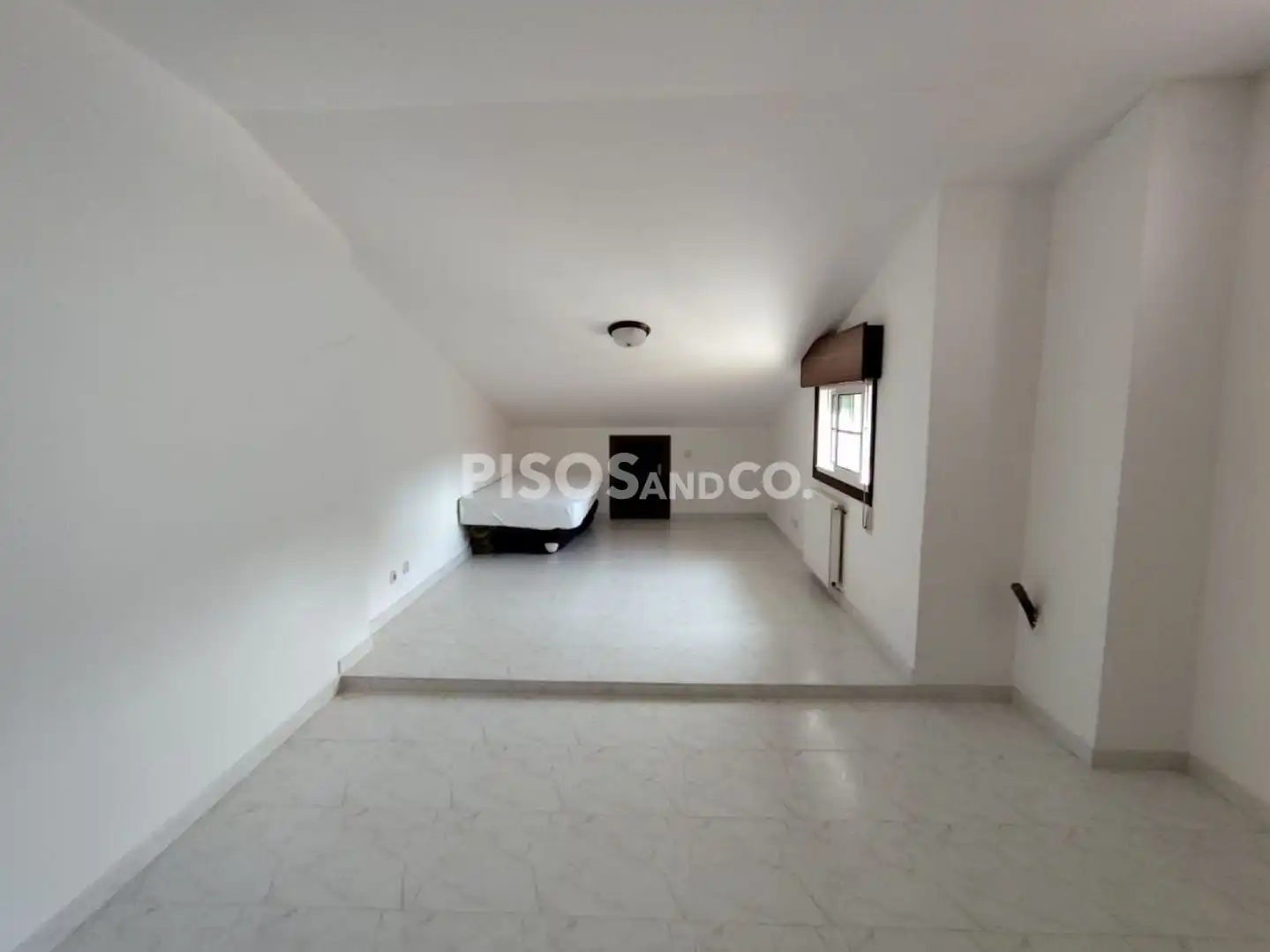 Houses for sale in A Coruña Capital   with Heating, Terrace and Furnished