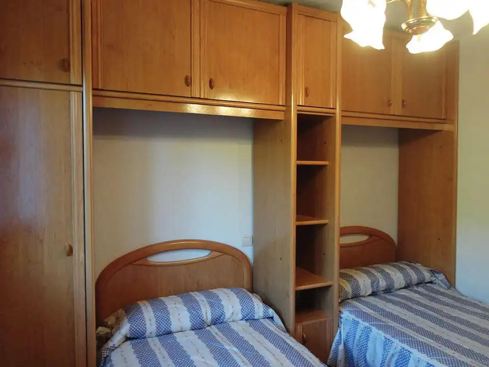 Habitación de Casa adosada en venta en Riocavado de la Sierra