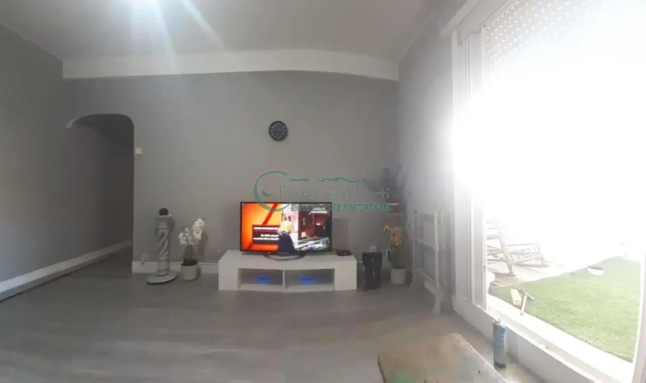 Sala de estar de Piso en venta en Vigo  con Calefacción, Terraza y Balcón