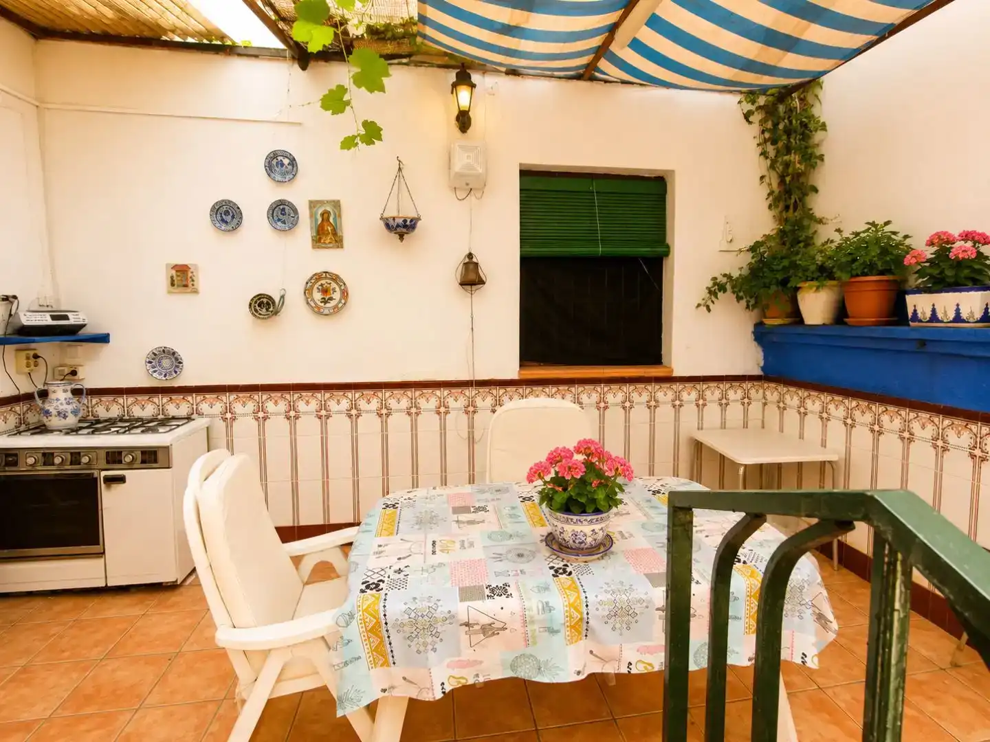 Terrassa de Casa adosada en venda en Pinos Puente amb Balcó