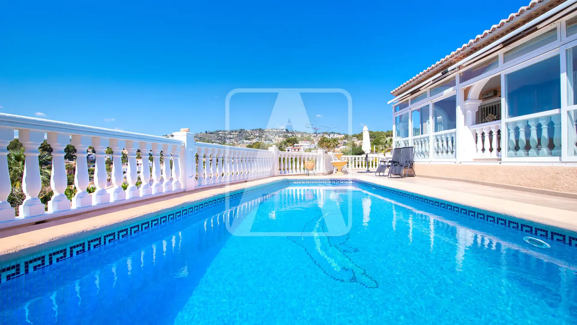 Piscina de Casa o xalet en venda en Benissa amb Aire condicionat, Calefacció i Jardí privat