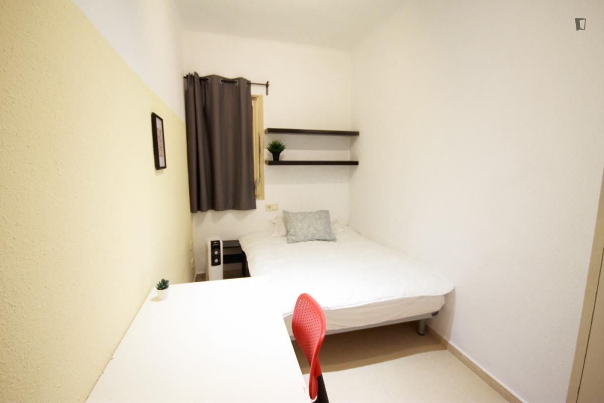 Apartment to share in Sants-Badal