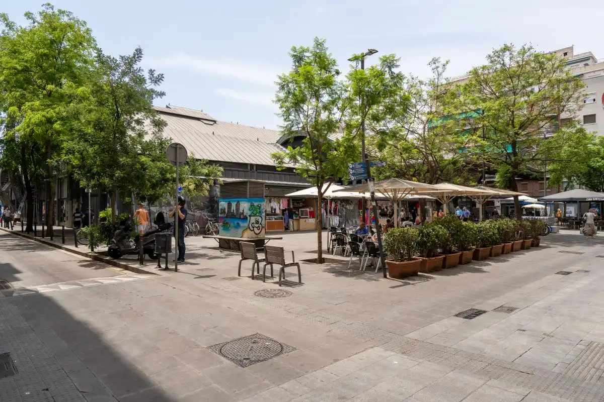 Vista exterior de Piso en venta en Barcelona con Aire acondicionado, Calefacción y Amueblado