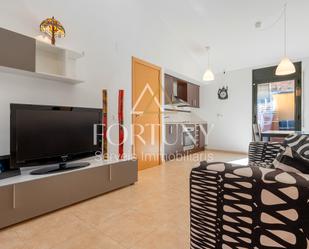 Living room of Single-family semi-detached for sale in Vinyols i els Arcs  with Air Conditioner and Terrace