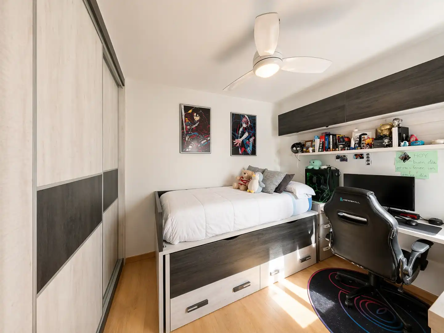 Schlafzimmer von Wohnung zum Verkauf in Málaga mit Klimaanlage, Privatgarten und Terrasse