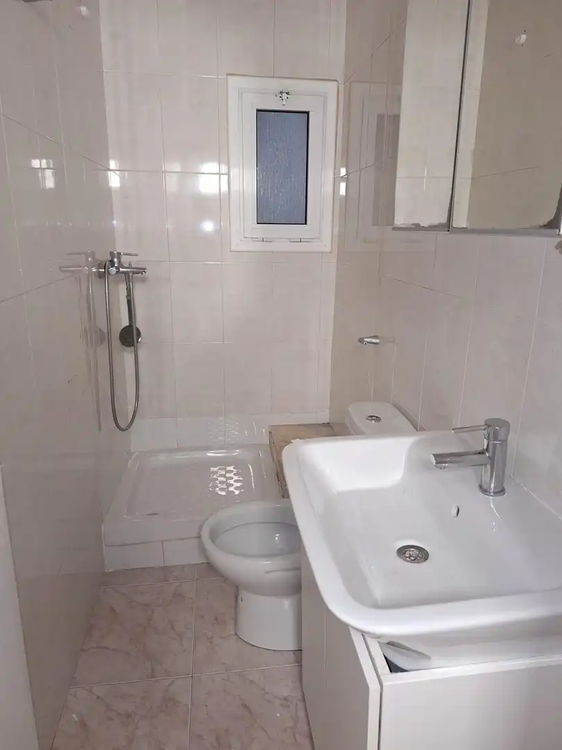 Bany de Planta baixa en venda en Ripollet
