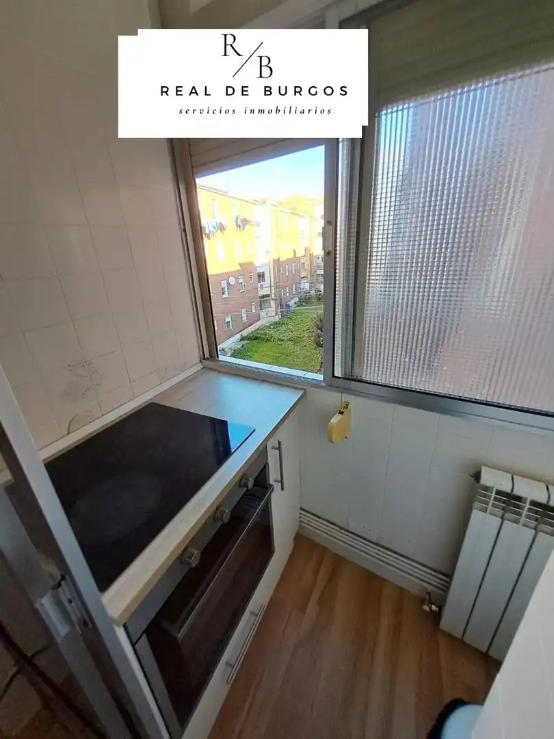 Kitchen of Flat for rent in Valladolid  with Heating, Terrace and Furnished