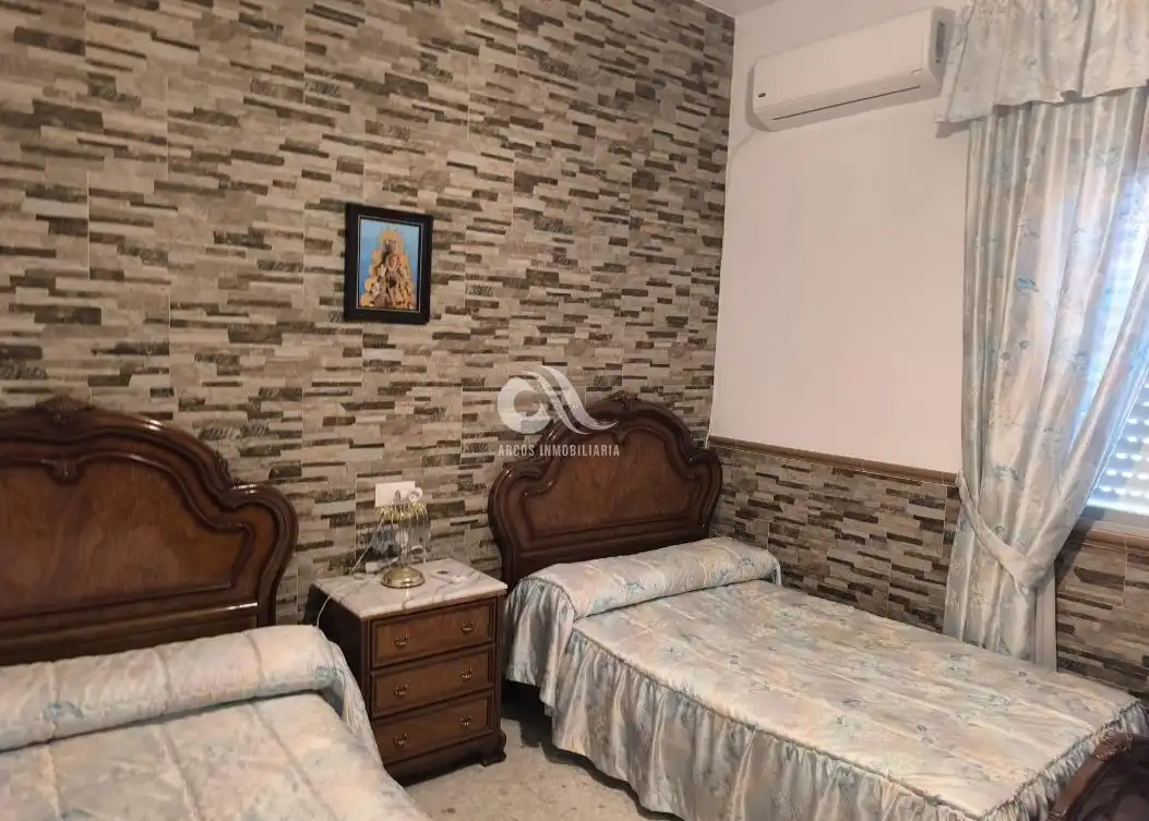 Houses for sale in Obejo