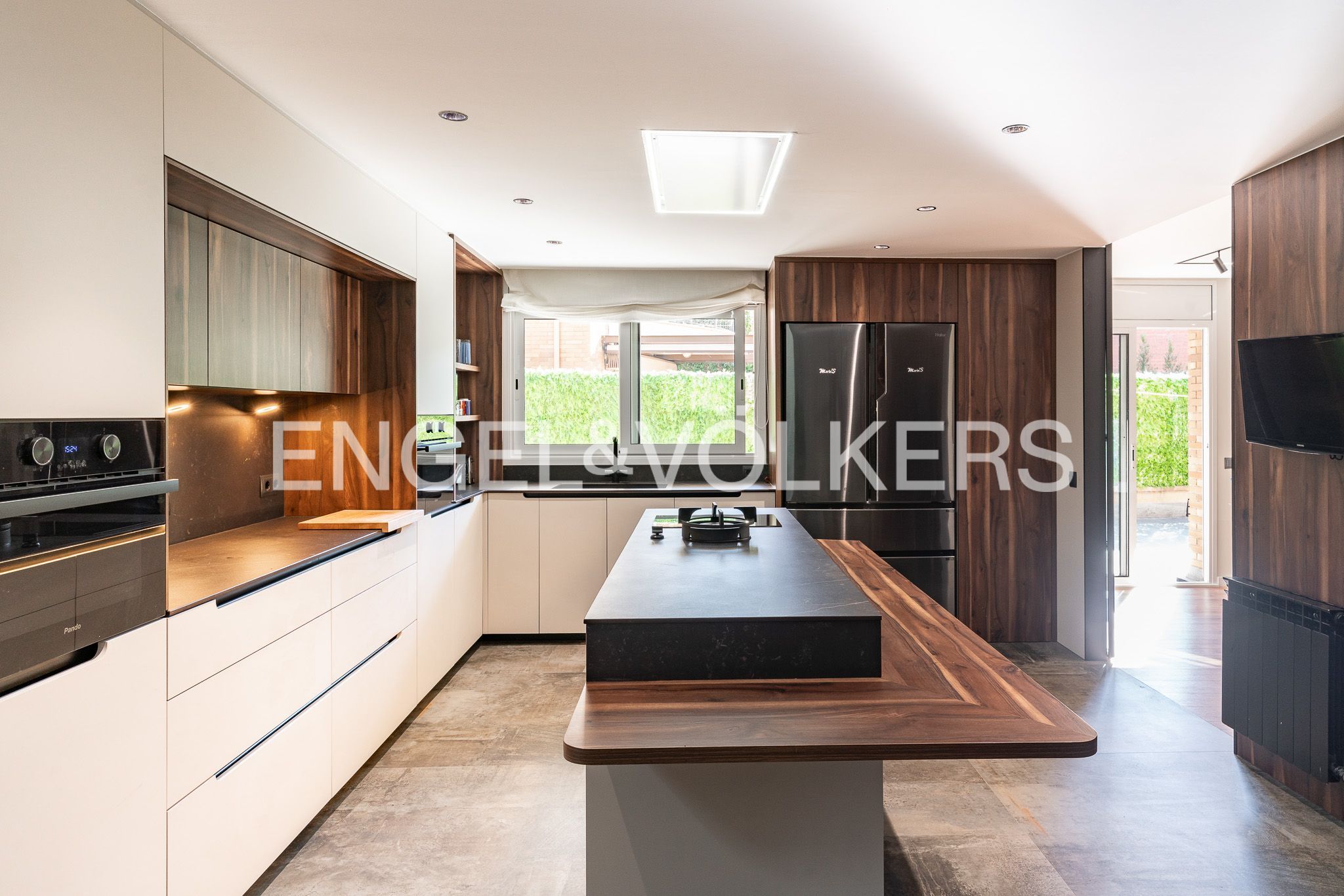 Cocina de Casa o chalet en venta en Canet de Mar con Aire acondicionado, Calefacción y Jardín privado