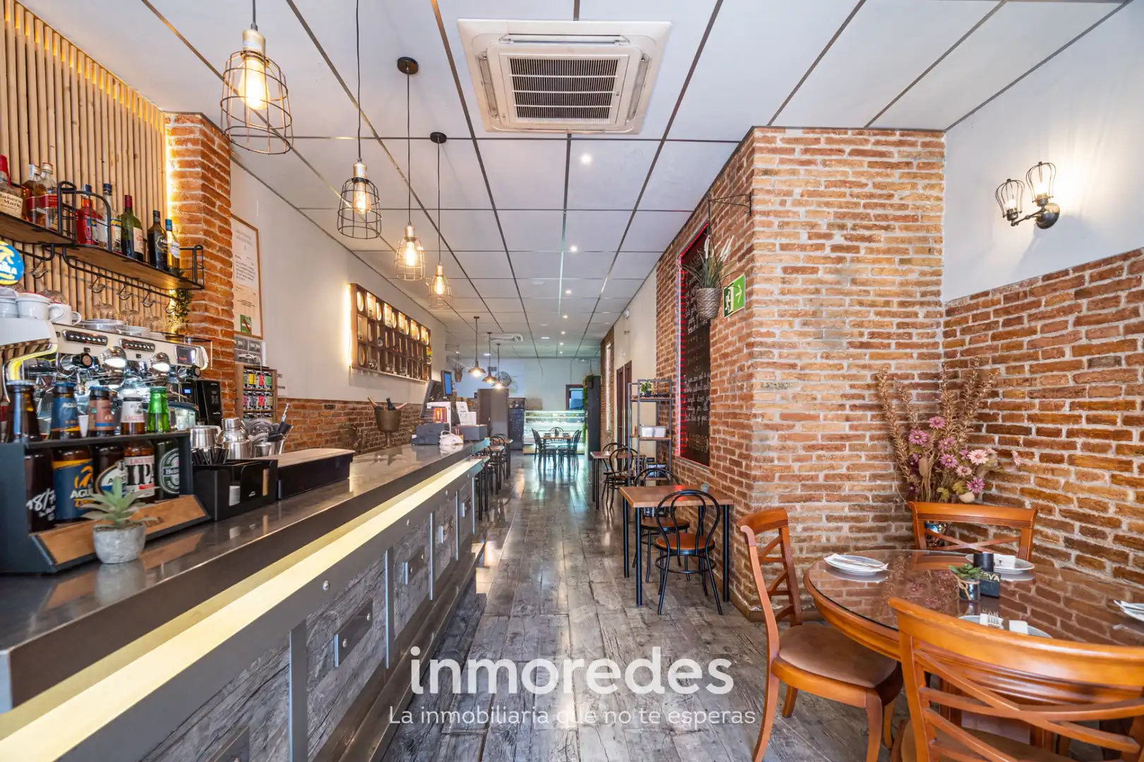 Local comercial en traspàs a Carrer d'Entença, imagen 37