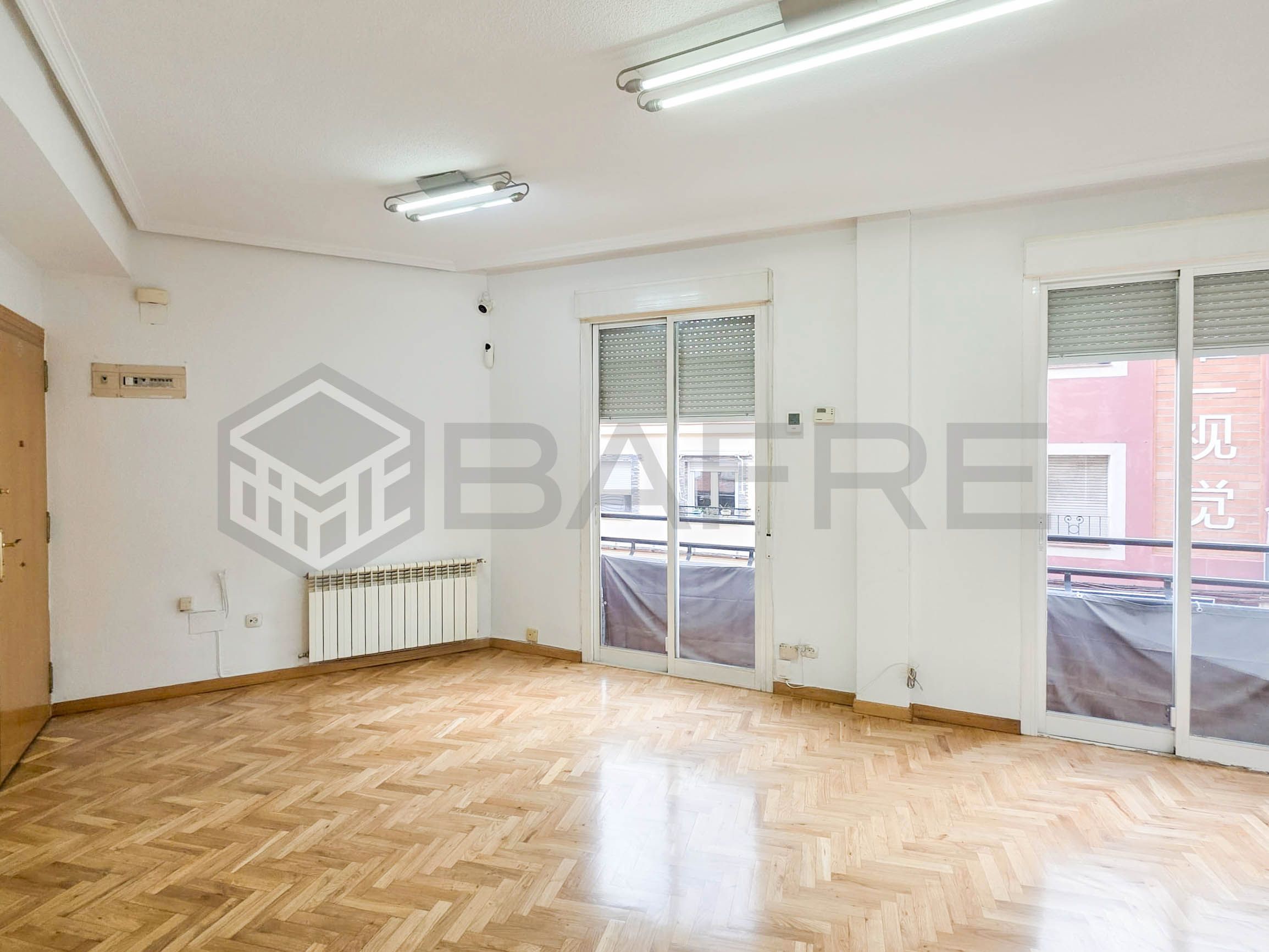 Flat for sale in  Madrid Capital