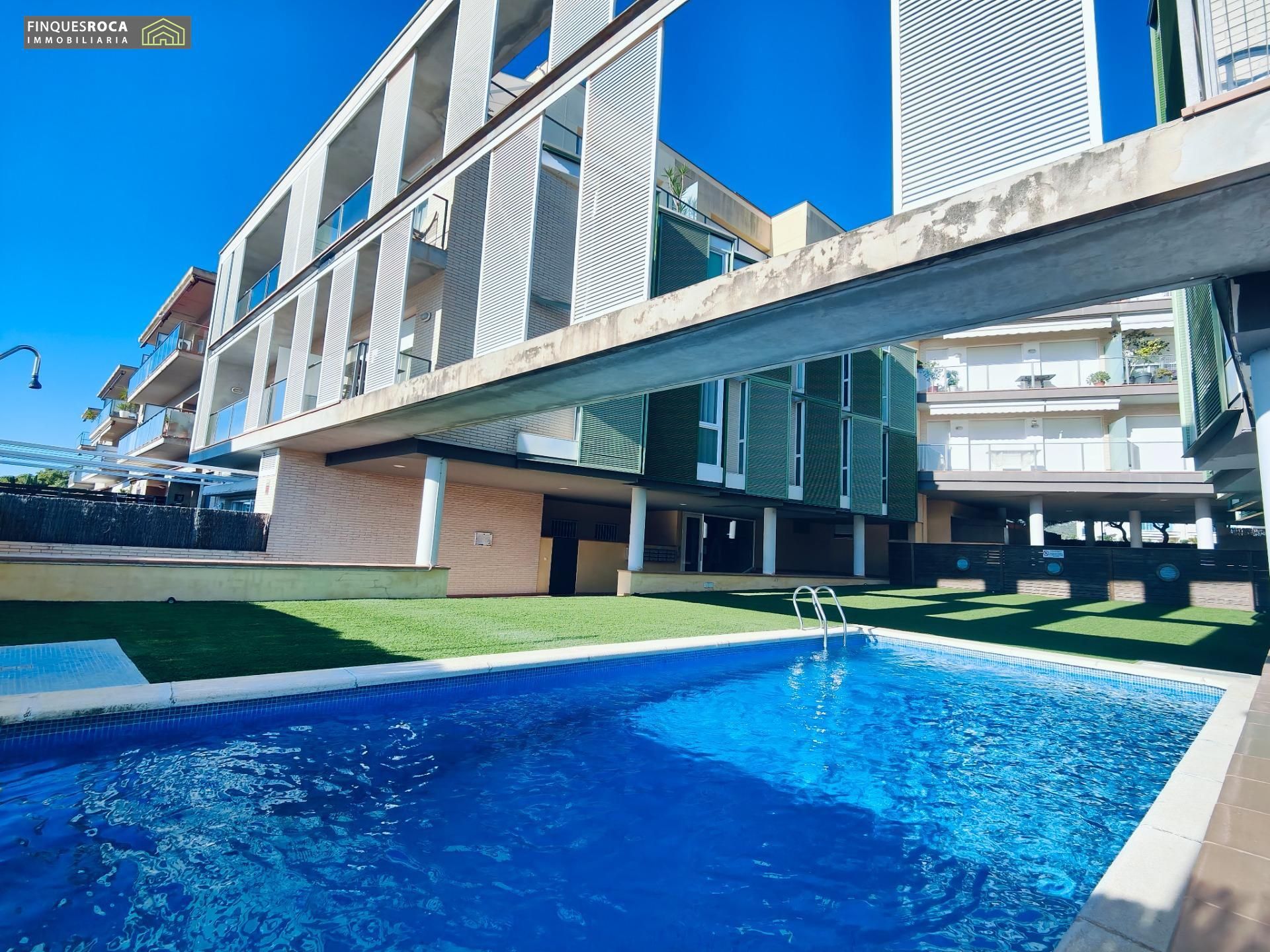 Swimming pool of Flat for sale in Sant Carles de la Ràpita  with Air Conditioner, Heating and Private garden