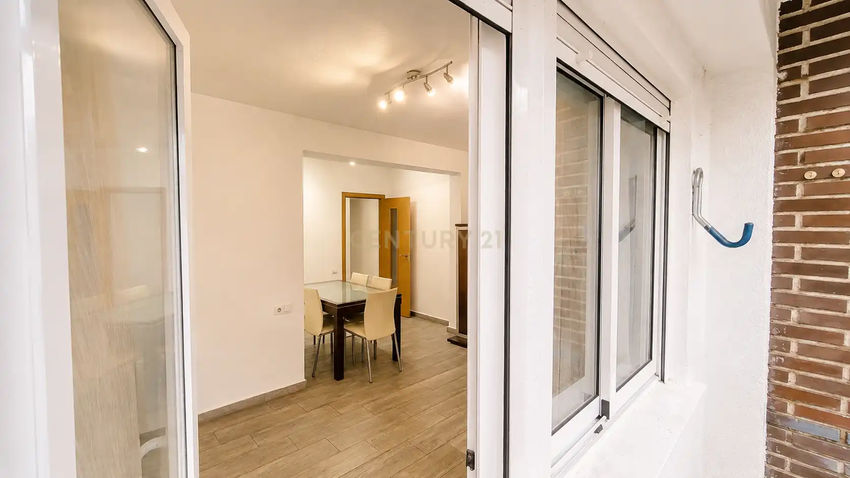 Appartamento con terrazza in affitto a Avinguda de Maria Ros, 9, Burjassot, Spain, imagen 11